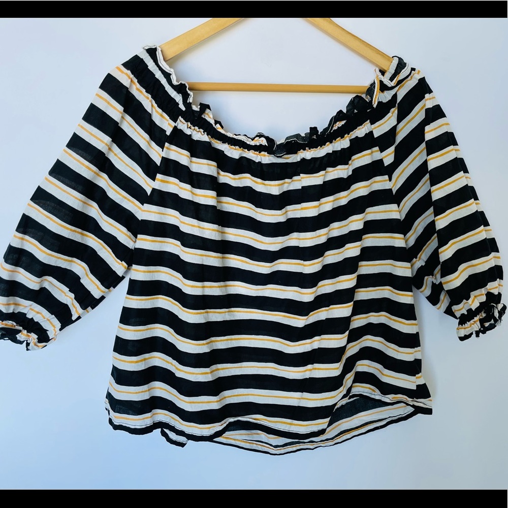 Who What Wear Target Stretchy Off Shoulder Ruffled Stripe Top size L Great cond